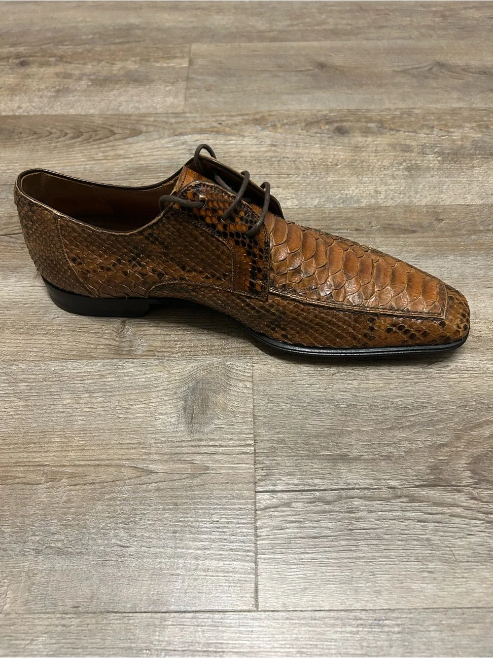Magnanni handcrafted derbies